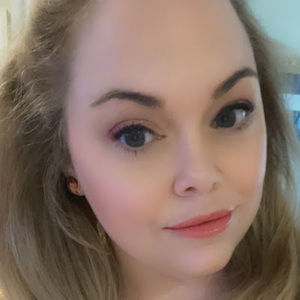 Meet your Posher, Charlee